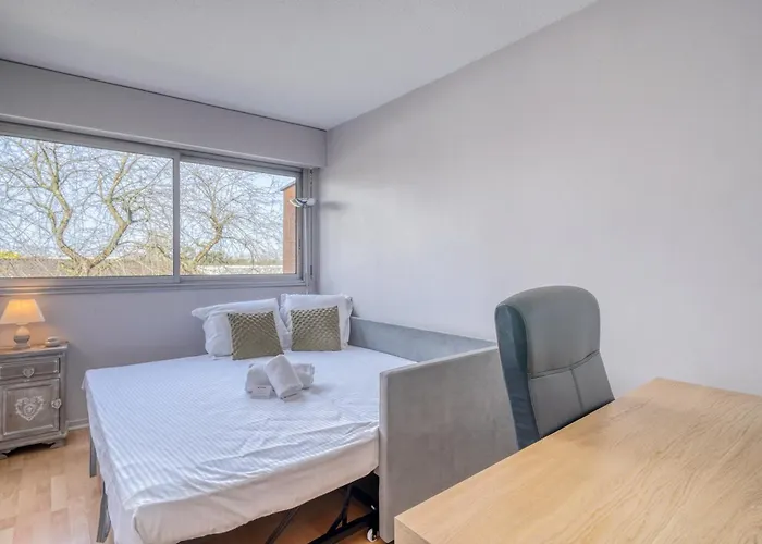 Le Halo - Avec Balcon Et Parking Prive *