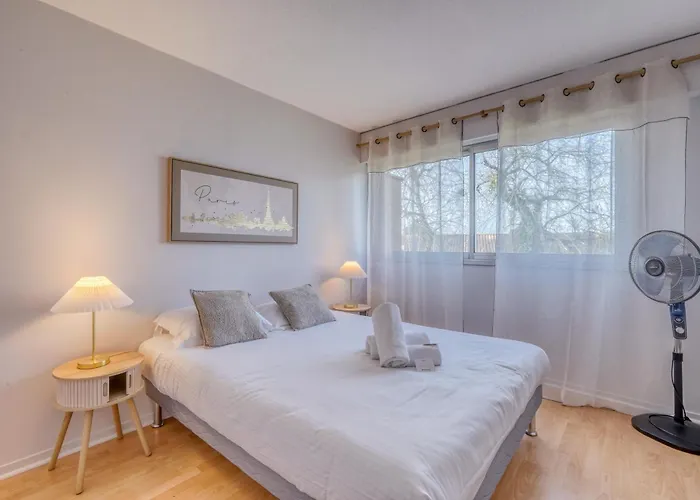 Le Halo - Avec Balcon Et Parking Prive *